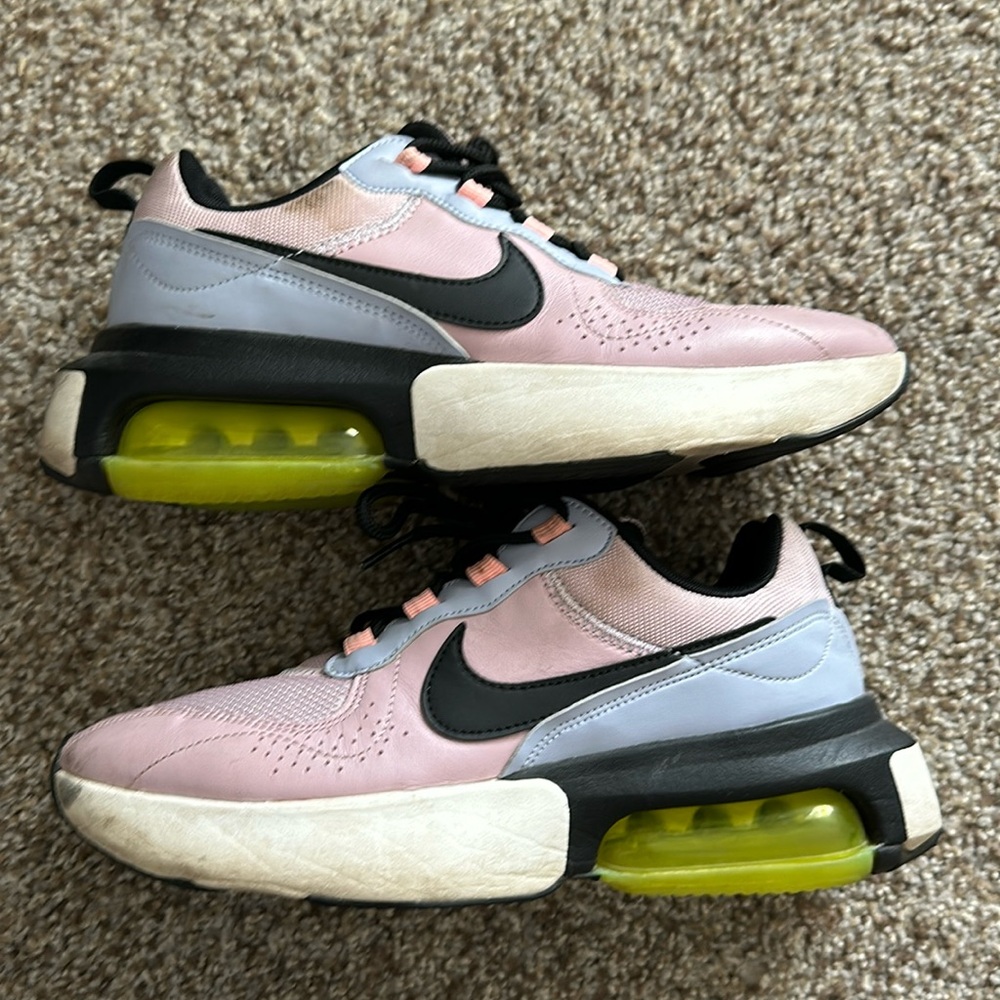 Nike Air Max Verona Plum Chalk